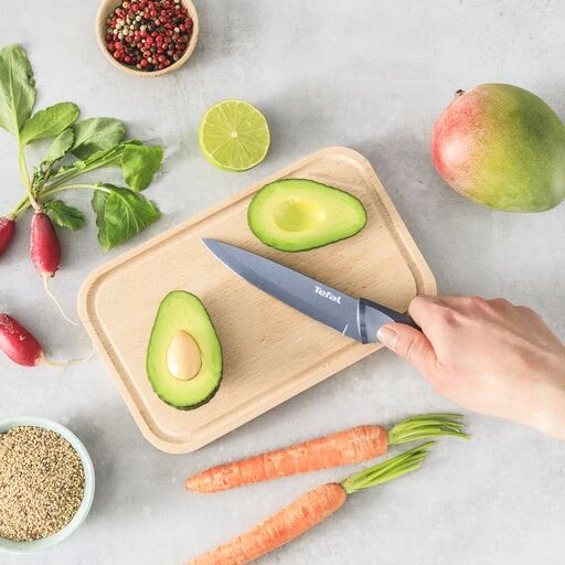 Tefal Fresh Kitchen Santoku Knife With Cover 12Cm Titanium Non Stick Coating Ideal For Slicing &Amp; Chopping All Types Of Food High Performance Stainless Steel K1220104 10 Tefal Fresh Kitchen Santoku Knife With Cover 12Cm Titanium Non Stick Coating Ideal For Slicing &Amp; Chopping All Types Of Food High Performance Stainless Steel K1220104