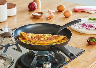 Tefal Easy Cook Frypan 26Cm Titanium Non Stick Thermo Signal 100% Safe Cooking Pan Suitable For All Heat Sources Except Induction B5540502 11 Tefal Easy Cook Frypan 26Cm Titanium Non Stick Thermo Signal 100% Safe Cooking Pan Suitable For All Heat Sources Except Induction B5540502