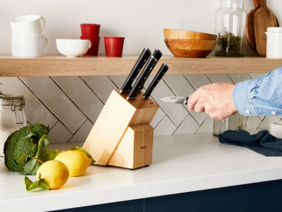 Tefal Ice Force Wooden Block With 5 Slots And 5 Knives: Bread Knife 20 Cm / Chef Knife 20 Cm / Santoku Knife 18 Cm / Paring Knife 11 Cm / Carving Knife 9 Cm K232S574 8 Tefal Ice Force Wooden Block With 5 Slots And 5 Knives: Bread Knife 20 Cm / Chef Knife 20 Cm / Santoku Knife 18 Cm / Paring Knife 11 Cm / Carving Knife 9 Cm K232S574