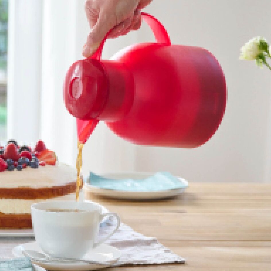 Tefal Samba Jug 1 Liter Aubergine Isothermal Jug Translucent Vacuum Flask Plastic-Polypropylenex (Pp) Glass Liner K3035312 11 Tefal Samba Jug 1 Liter Aubergine Isothermal Jug Translucent Vacuum Flask Plastic-Polypropylenex (Pp) Glass Liner K3035312