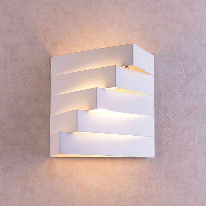 Tronic Creative Triangle Geometry Wall Lamp 2 Tronic Creative Triangle Geometry Wall Lamp