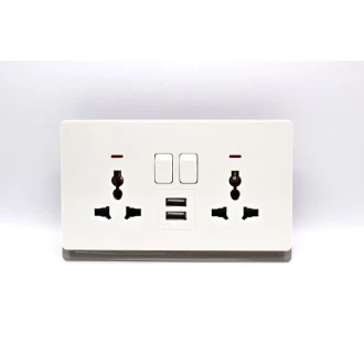 Tronic Universal Twin Socket with USB