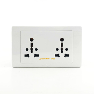 Tronic Twin Universal Socket