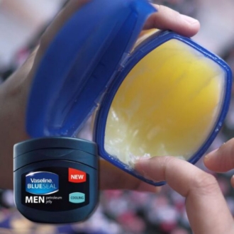 Vaseline Men Petroleum Jelly Cooling 95ml Cooling Sensation, Help to Lock in Moisture 68912105 (Pack of 3)