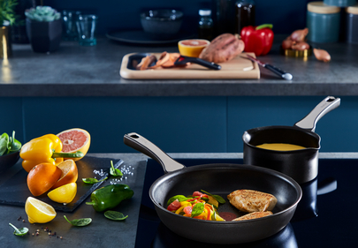 Tefal Unlimited Frypan 24Cm Non Electric G2550402 Aluminium Material Heat Indicator Thermo Signal Titanium Coating Made In France 6 Tefal Unlimited Frypan 24Cm Non Electric G2550402 Aluminium Material Heat Indicator Thermo Signal Titanium Coating Made In France