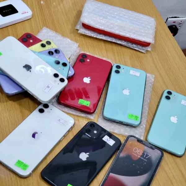 Used Apple Iphone 11 4/128Gb 3 Used Apple Iphone 11 4/128Gb